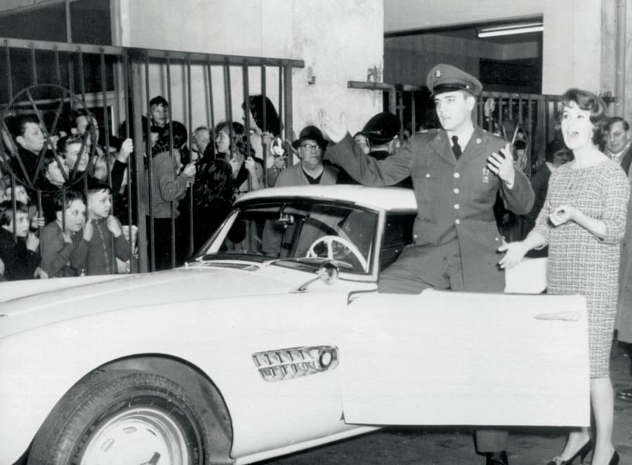  BMW 507 (Series I) 1956 года  (фото 4 из 52)